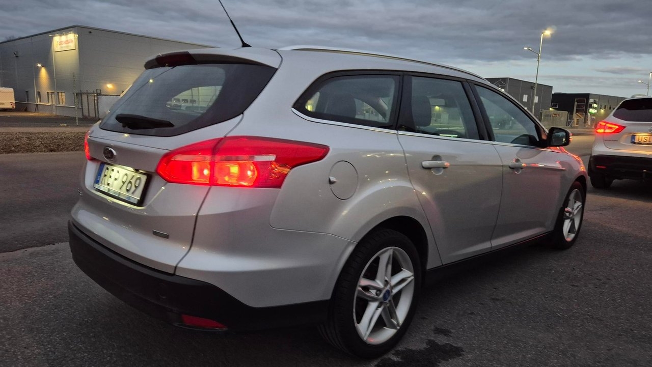 Ford Focus 2016, kuva 3/9