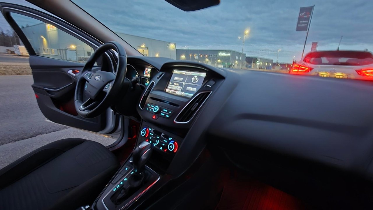 Ford Focus 2016, kuva 6/9