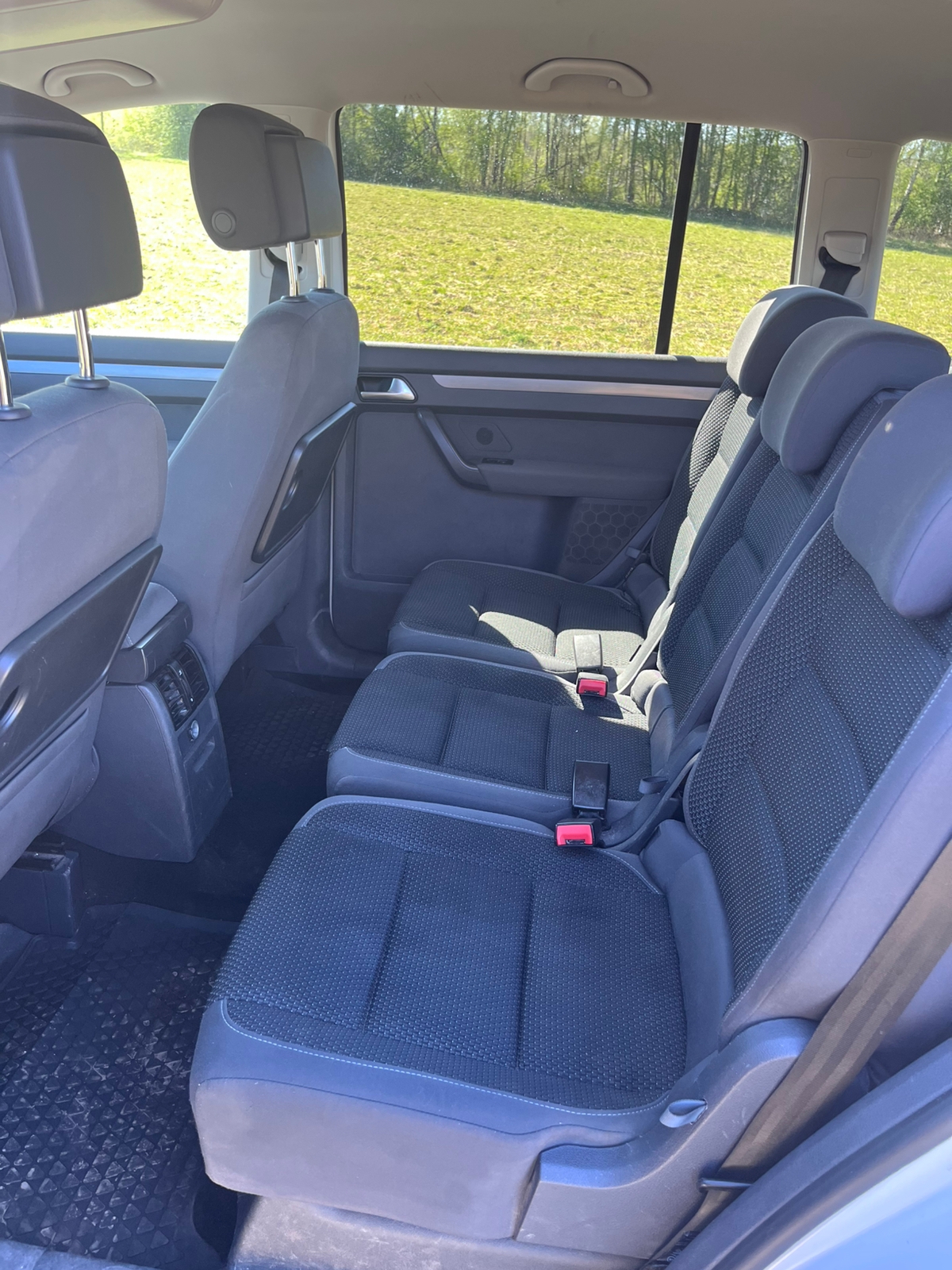 Volkswagen Touran 2015, photo 5/7