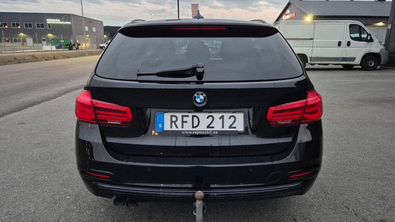 BMW 320 d xDrive Touring Sport line EU6 2016, bild 6/16