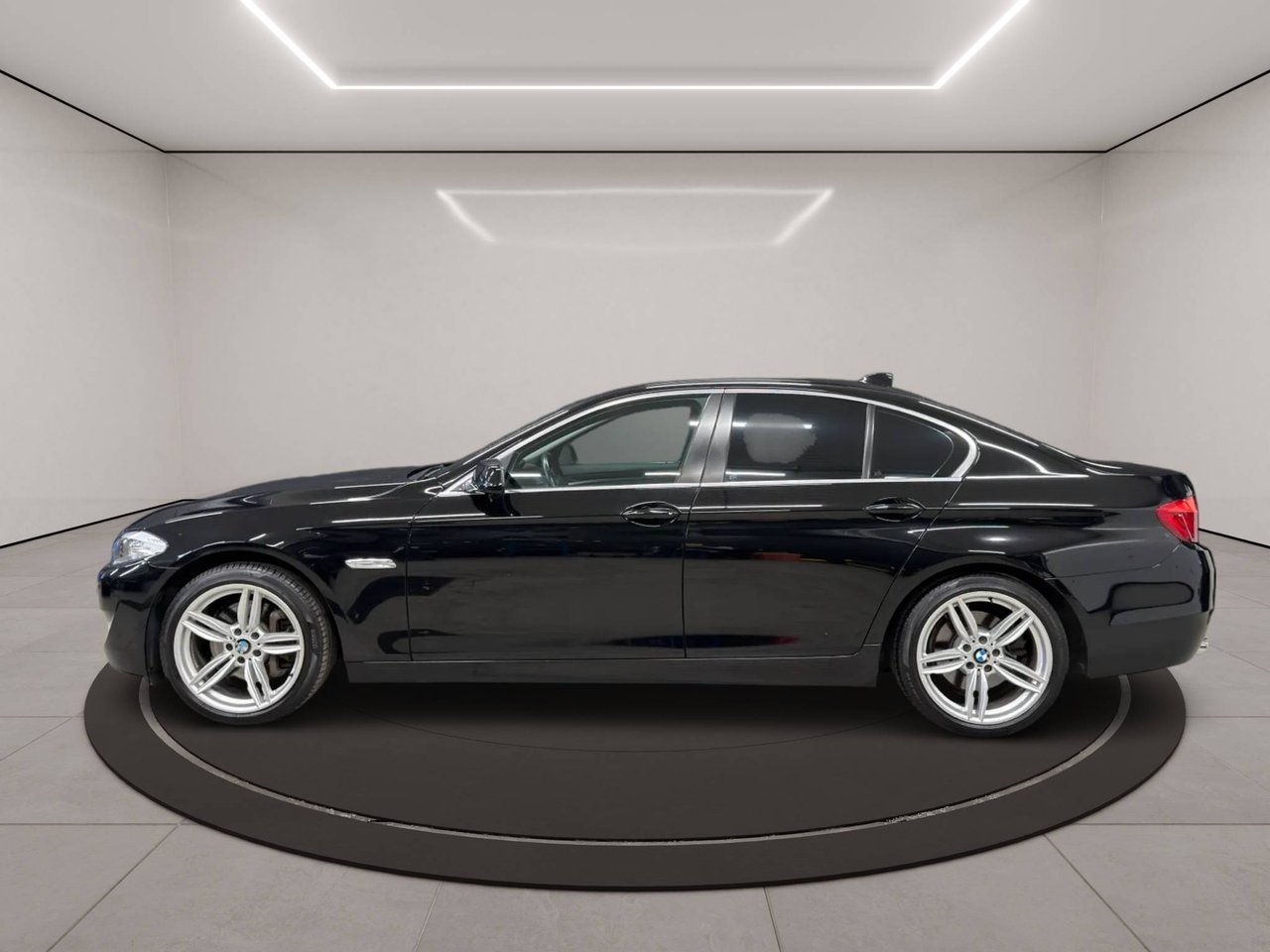 BMW 525 2013, bild 6/10