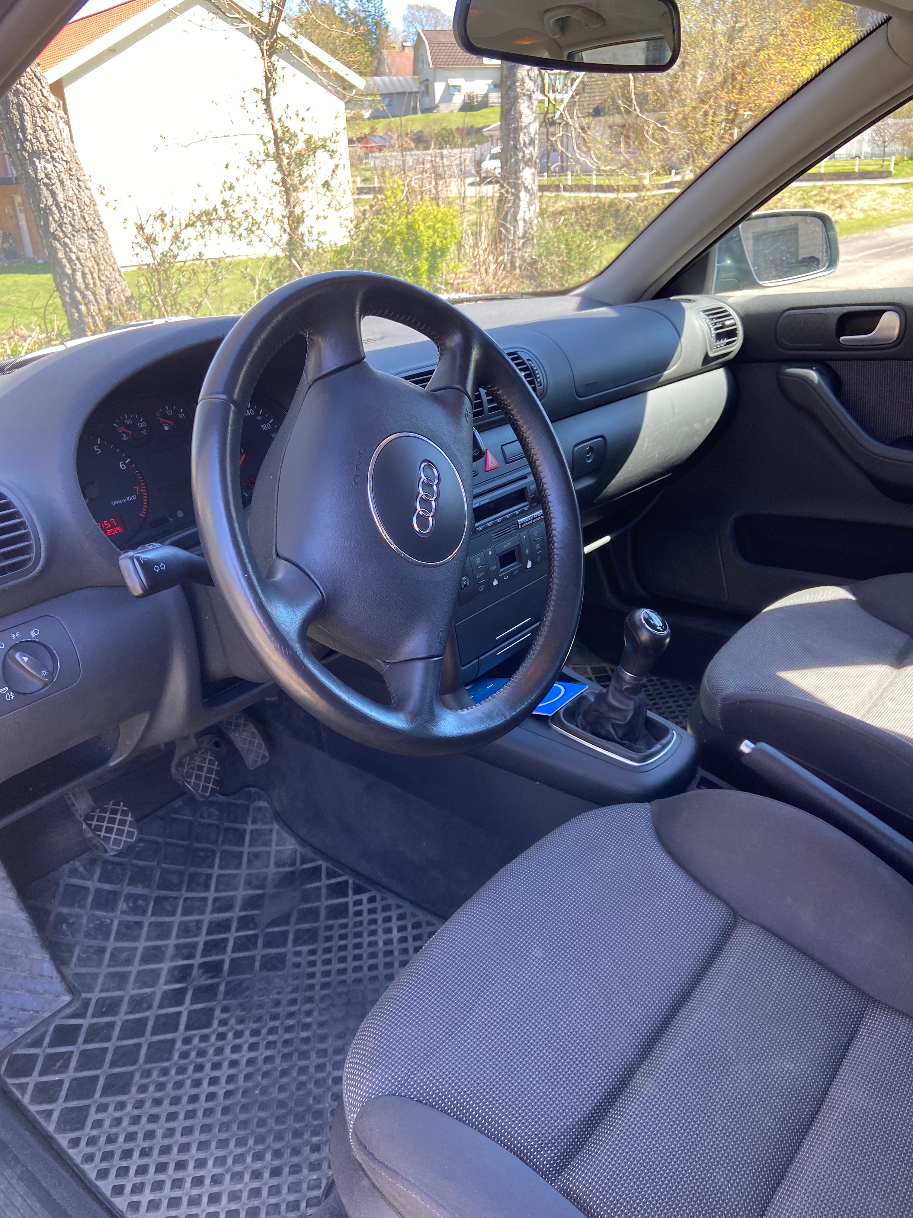 Audi A3 5-dörrar 1.6 Manuell 2003, bild 7/9