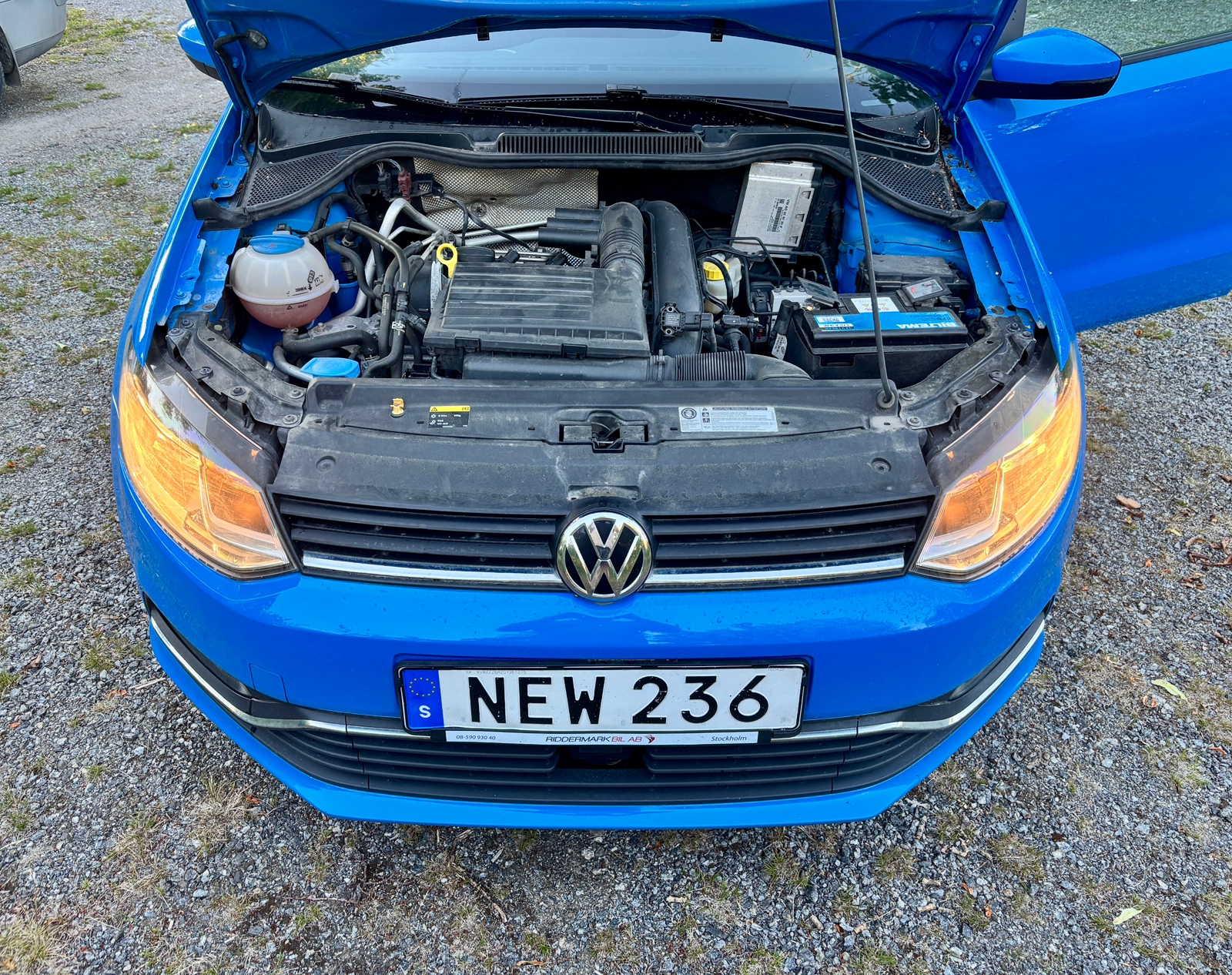 Volkswagen Polo 2016, bild 6/6