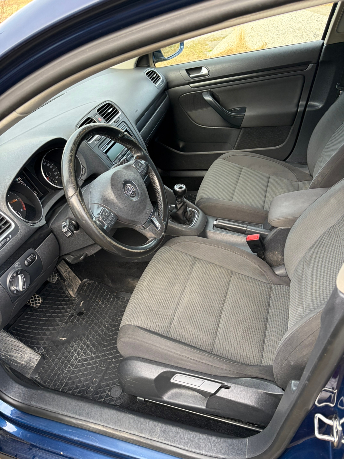 Volkswagen Golf 2011, bild 3/5