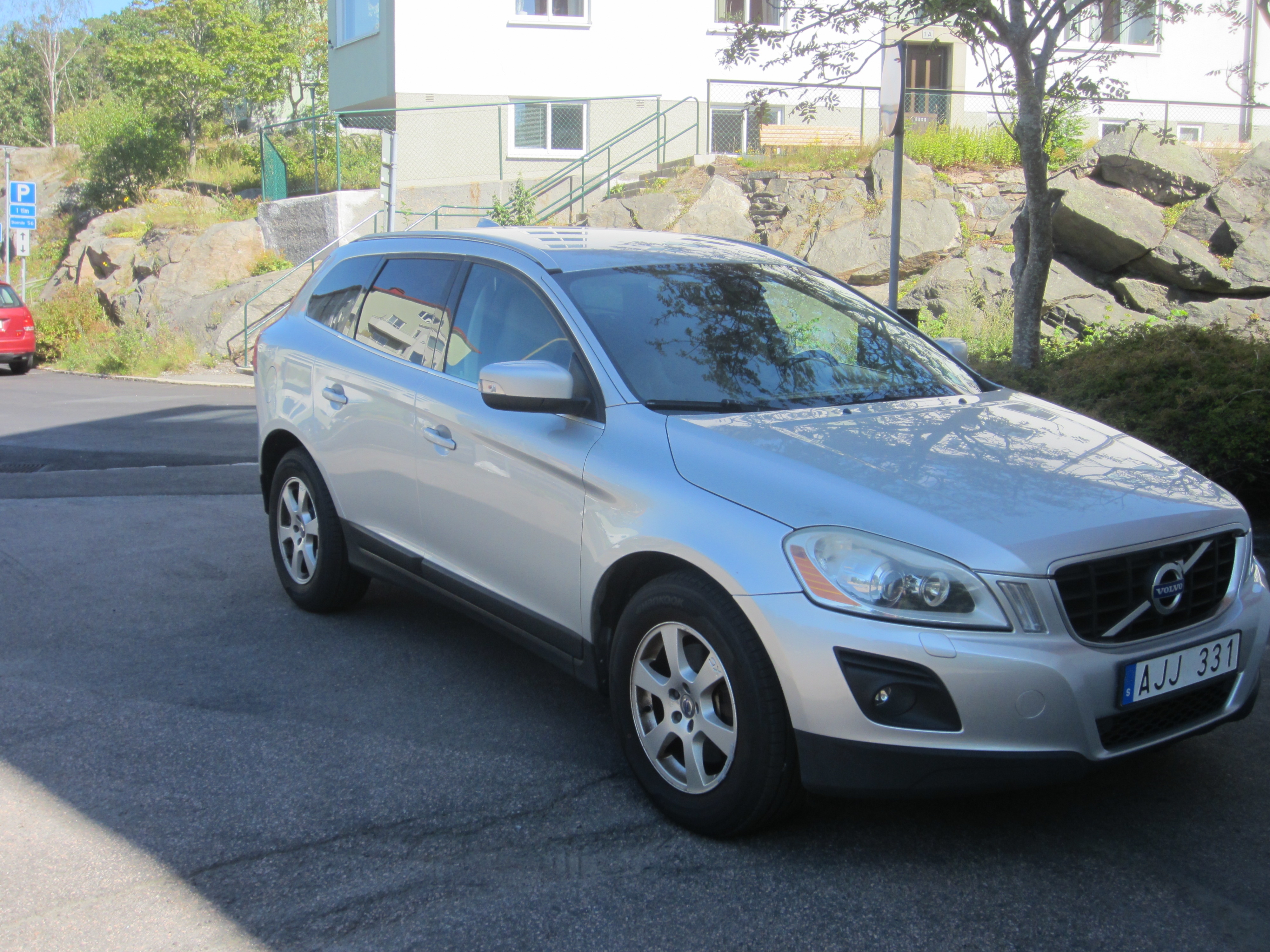 Volvo XC60 D5 AWD Geartronic 2011, kuva 2/10