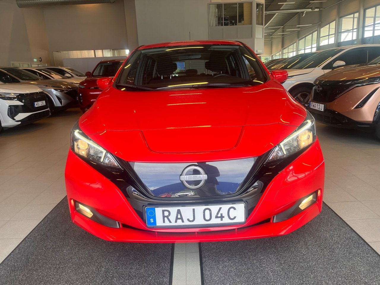 Nissan Leaf Acenta 39Kwh S+Vhjul 2023, bild 2/10
