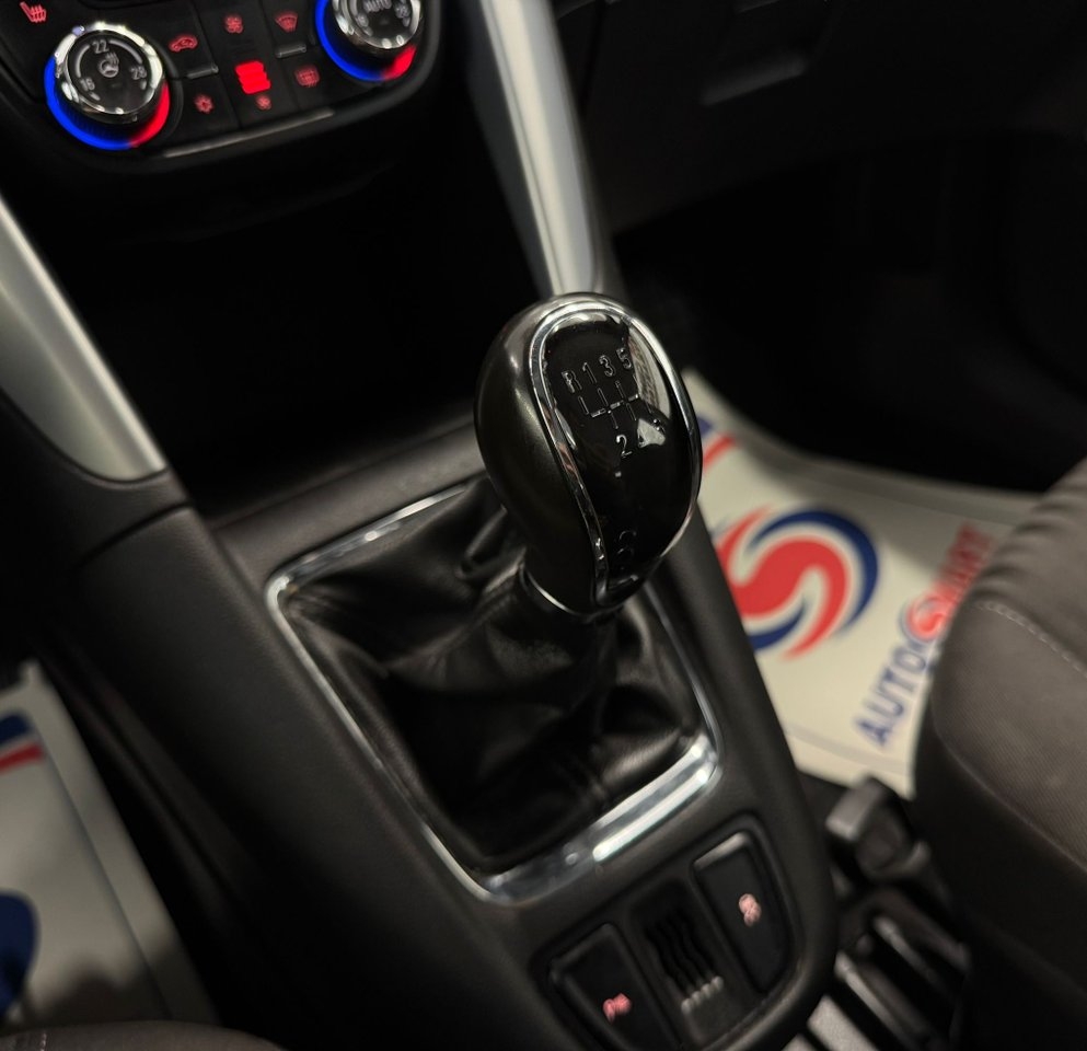 Opel Zafira Tourer 2012, bild 7/21