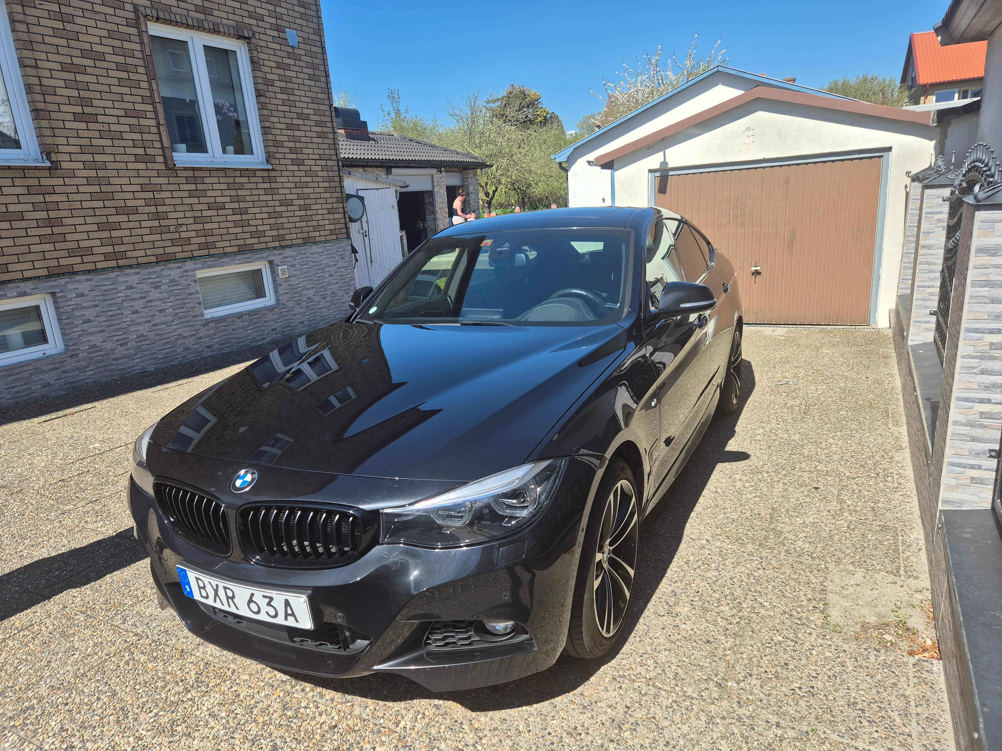 BMW 320
