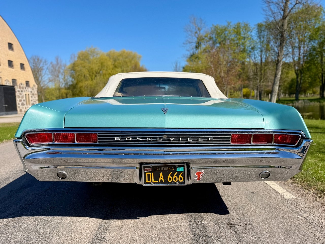 Pontiac Bonneville Convertible 1965, photo 3/23