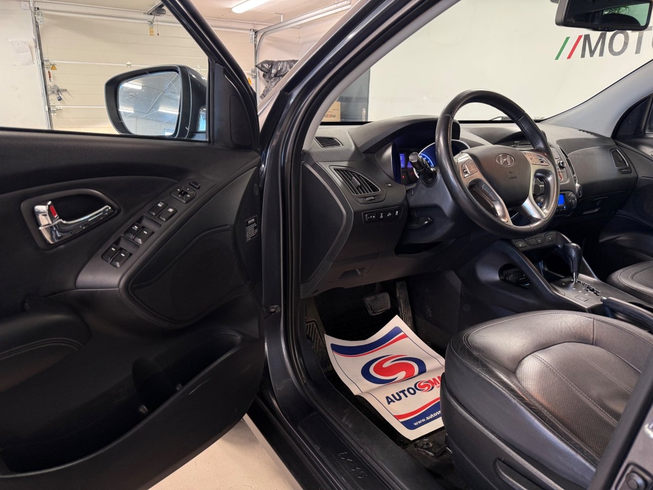 Hyundai ix35 2011, kuva 6/10