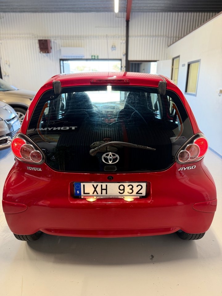 Toyota Aygo 5-dörrar 1.0 VVT-i Euro 5 2011, bild 4/10