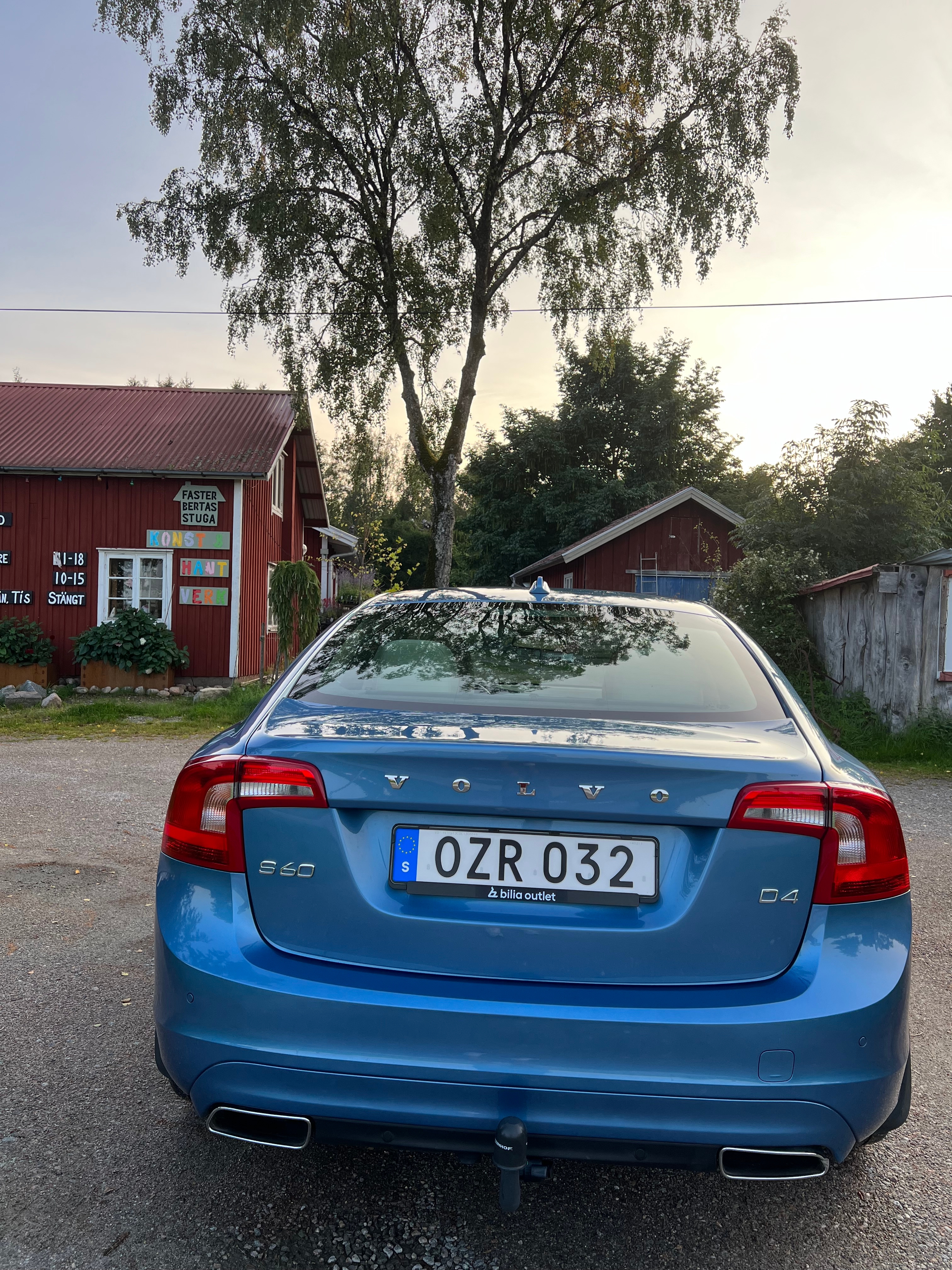 Volvo S60 D4 Geartronic 2014, photo 3/10