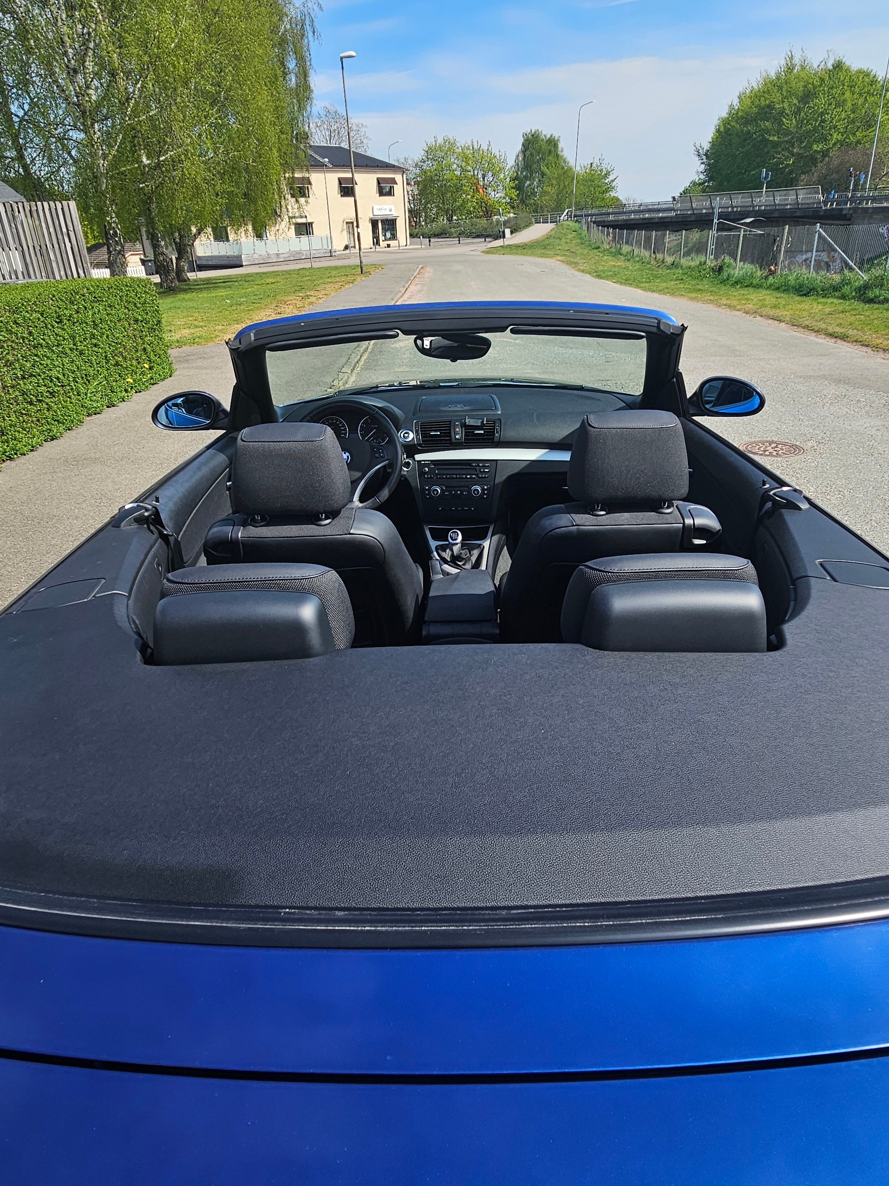 BMW 120 i Convertible Manuell 2009, bild 6/7
