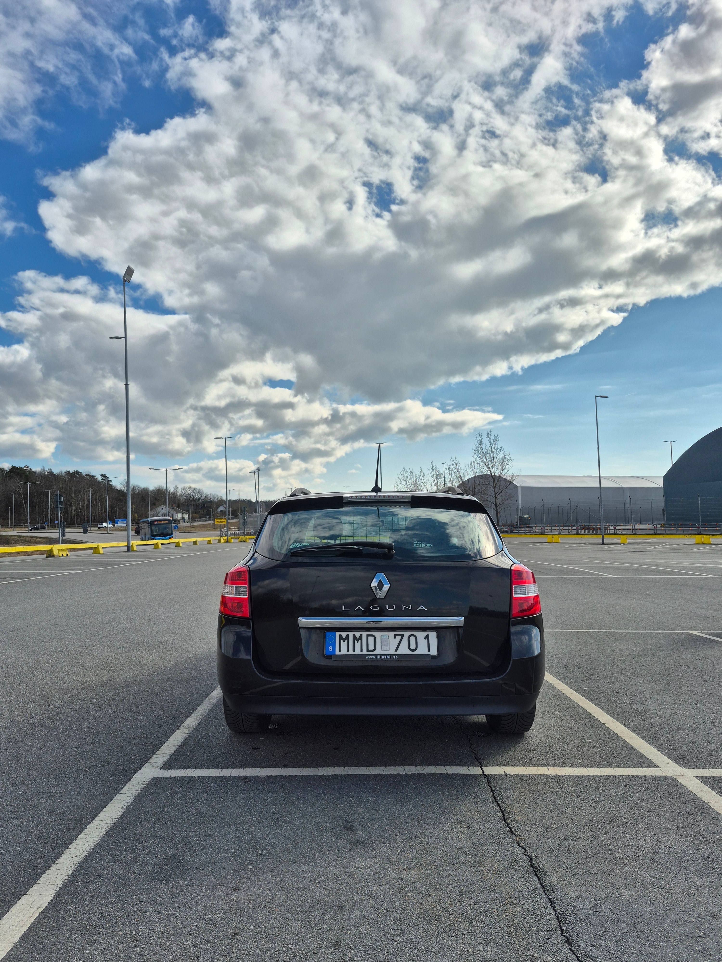 Renault Laguna Grandtour 1.6 VVT Manuell 2008, kuva 4/10