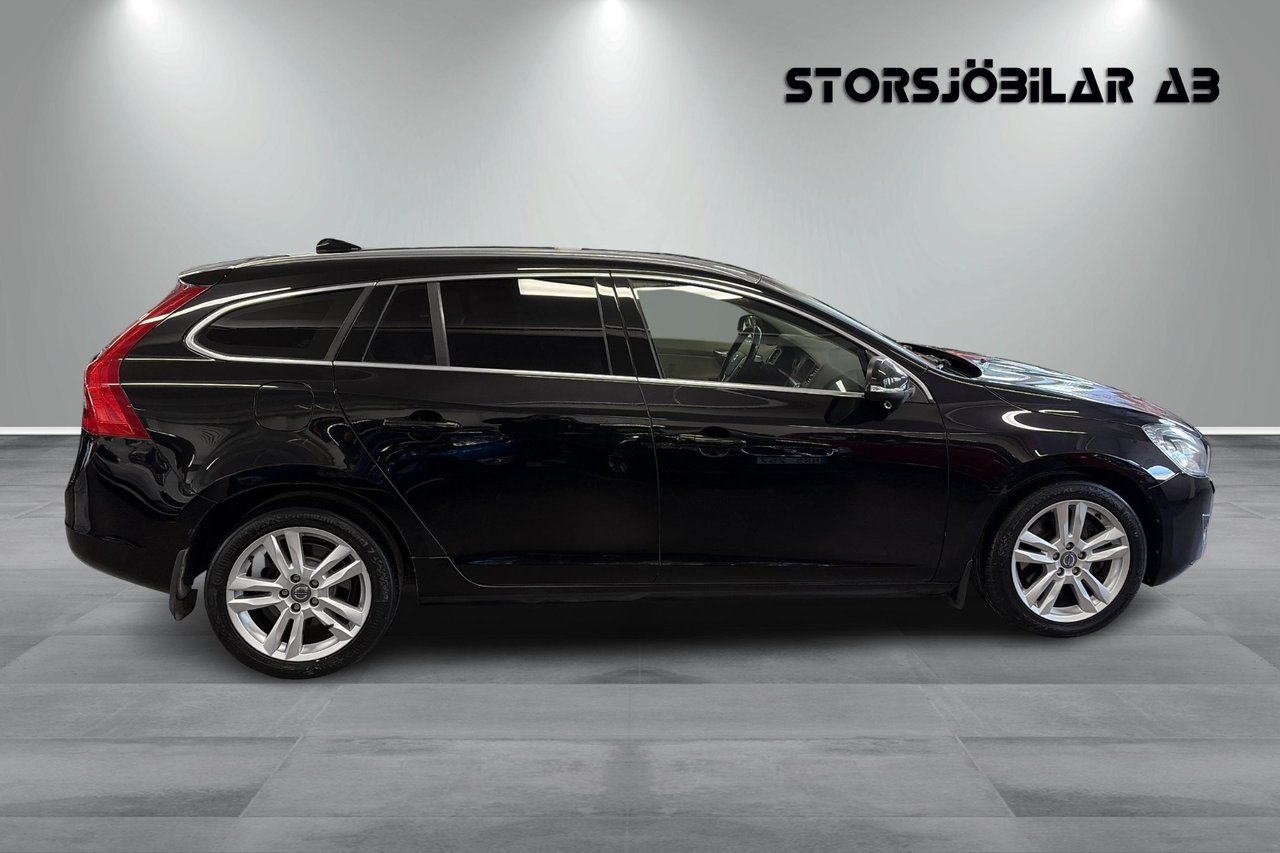 Volvo V60 2013, photo 2/10
