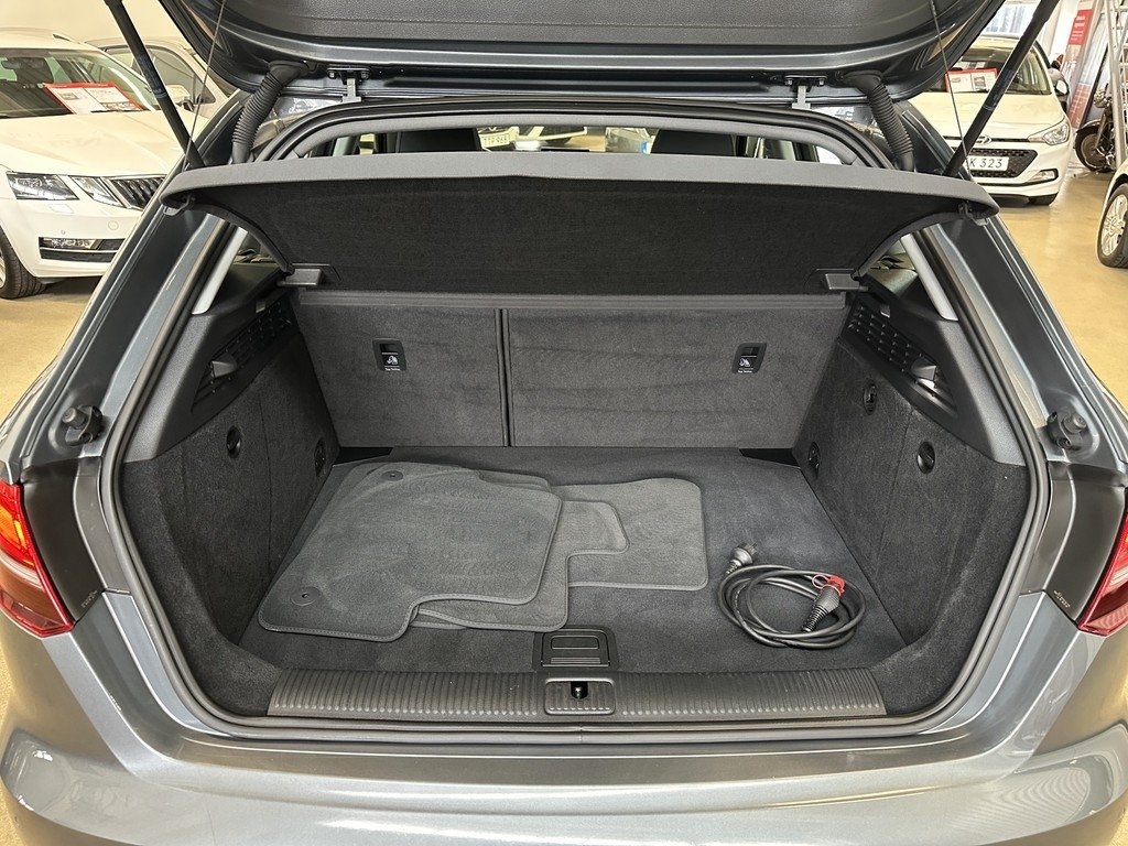 Audi A3 2018, photo 7/10