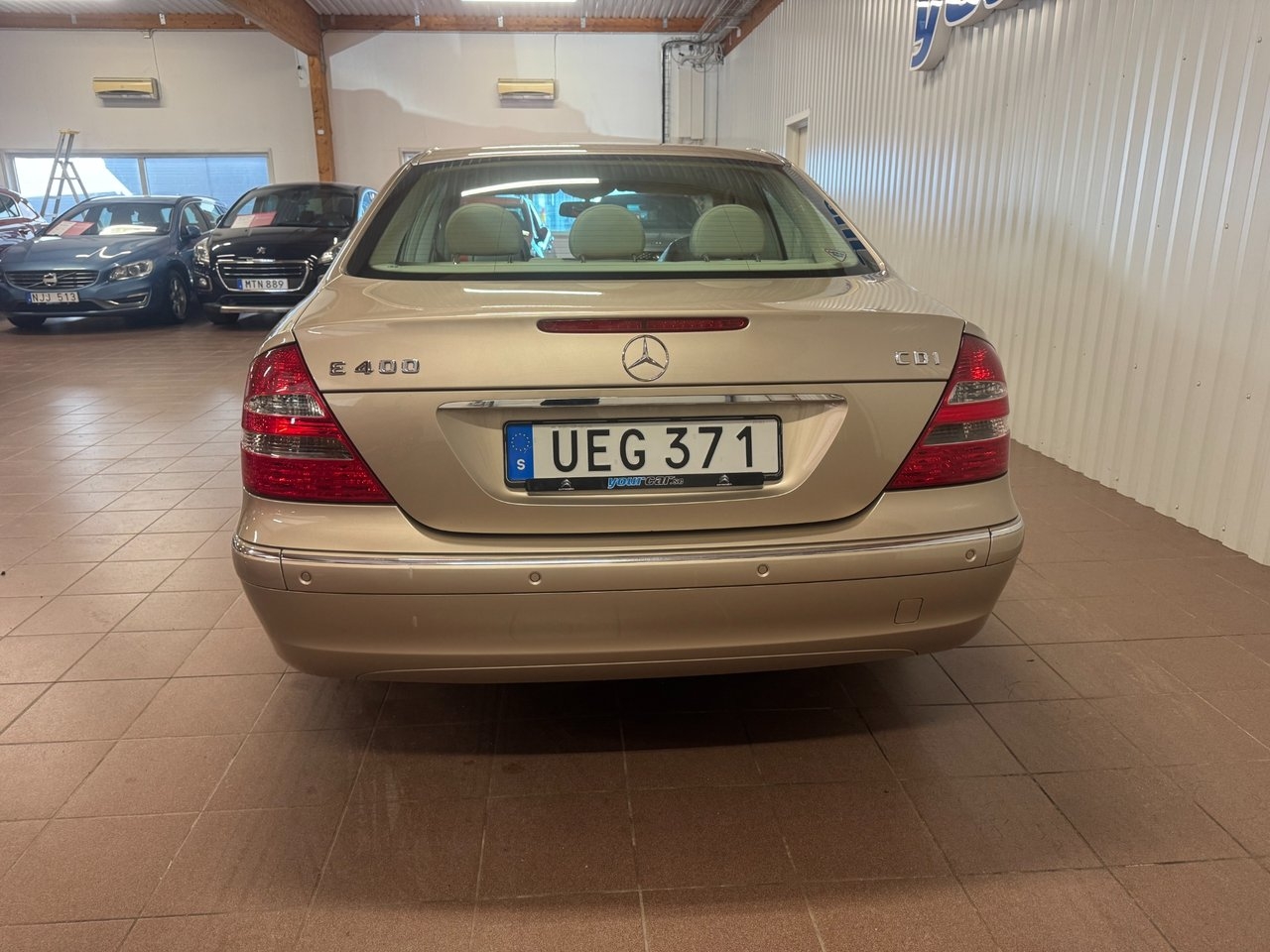 Mercedes-Benz E 2003, kuva 2/10