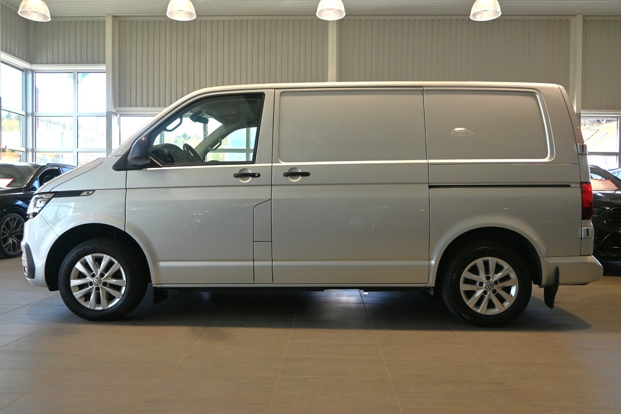 Volkswagen Transporter 2023, bild 2/20