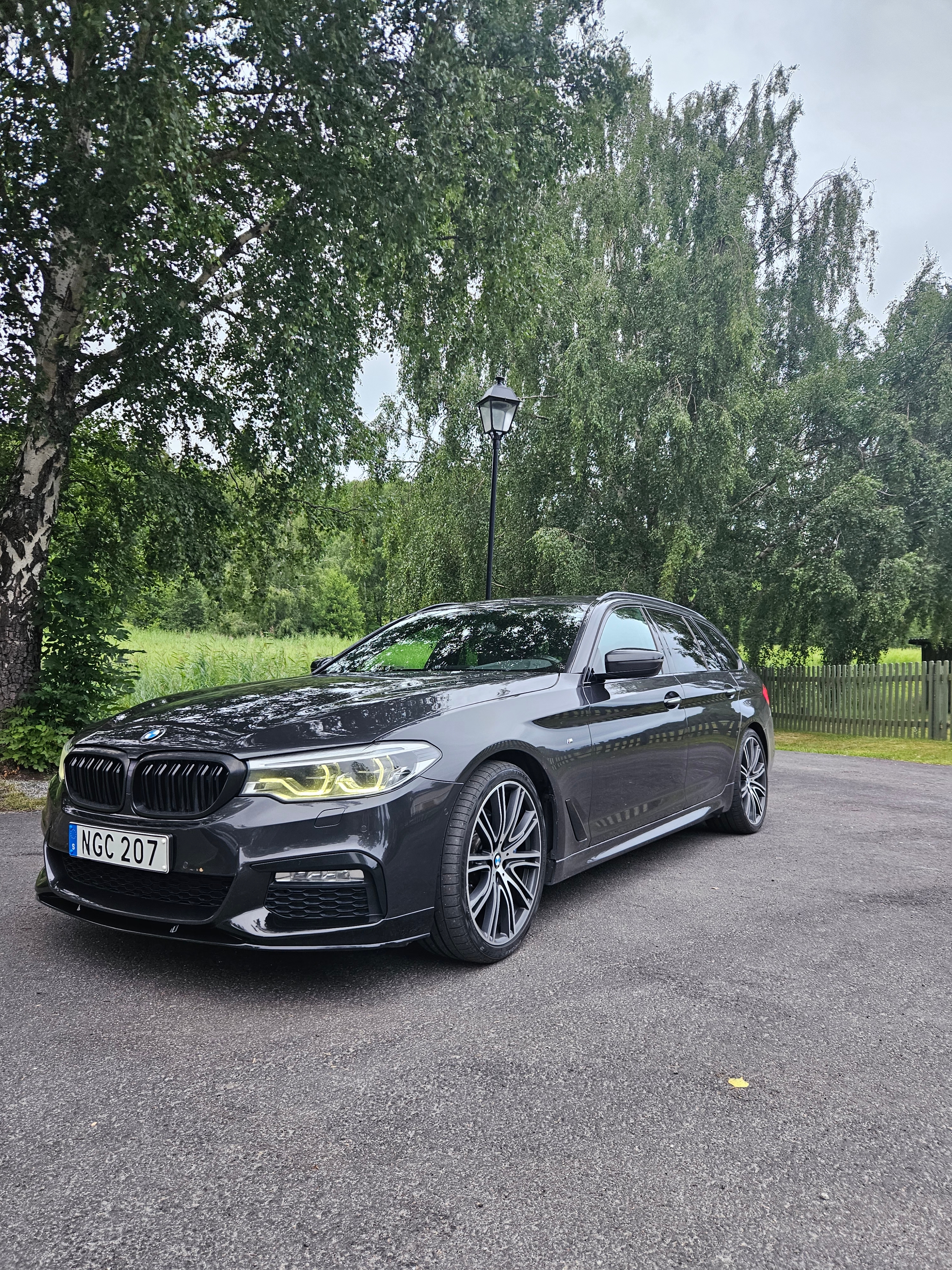BMW 530