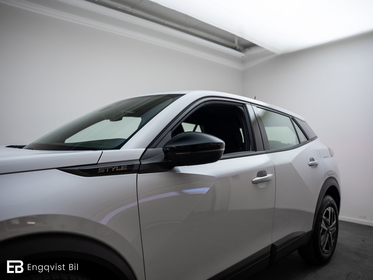 Peugeot 2008 1.2 PureTech 136 e-DSC 2024, photo 7/10