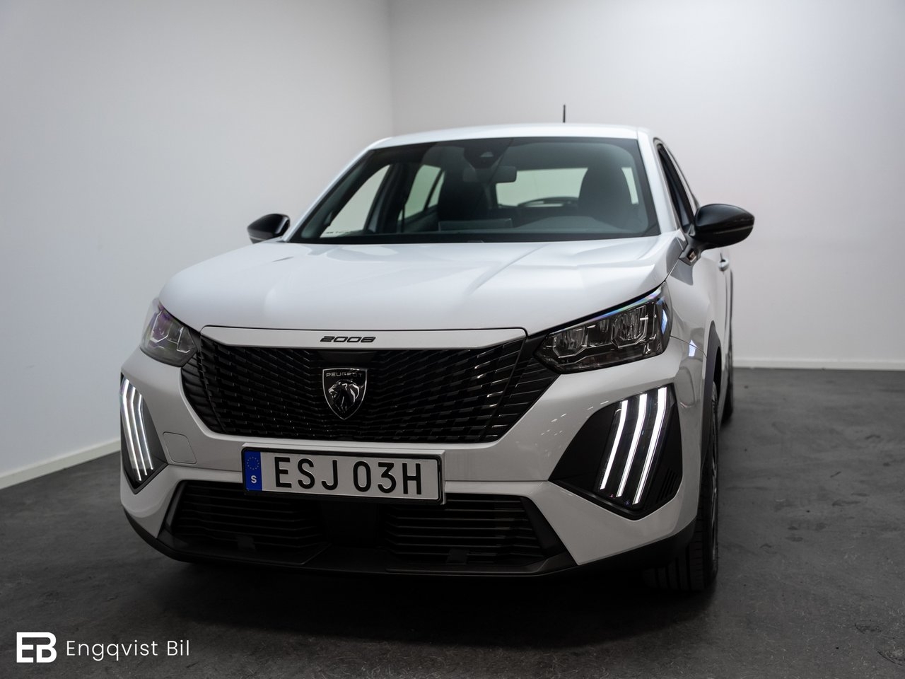 Peugeot 2008 1.2 PureTech 136 e-DSC 2024, photo 5/10