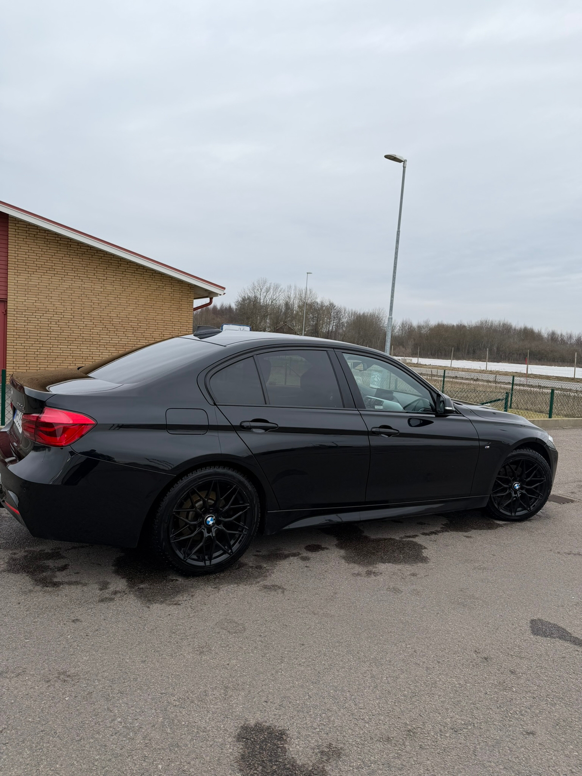 BMW 320 d Sedan Steptronic 2018, bild 2/7
