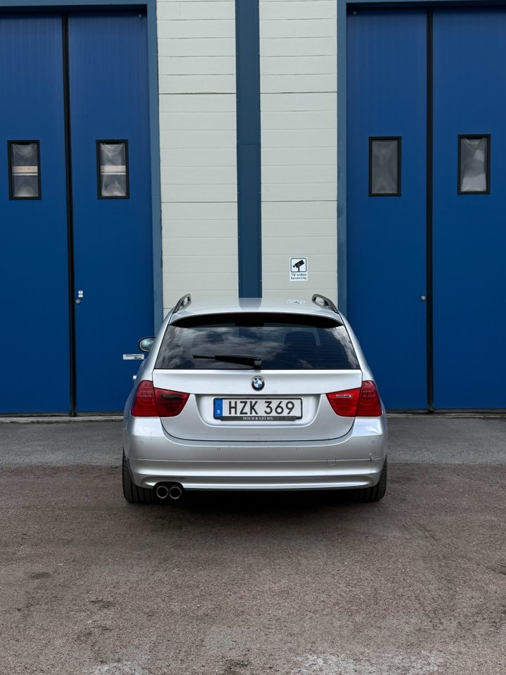 BMW 325 2009, bild 7/10