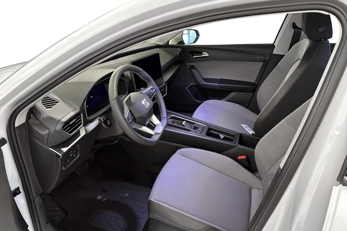 Seat Leon eTSI 115 hk DSG Style 2026, kuva 6/8