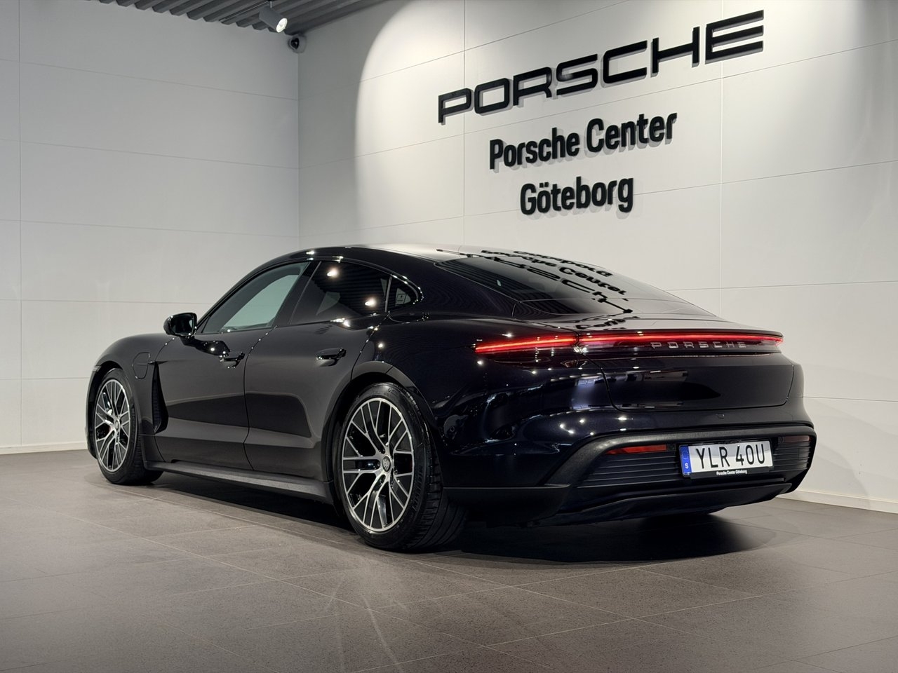 Porsche Taycan 4S 2020, bild 6/10