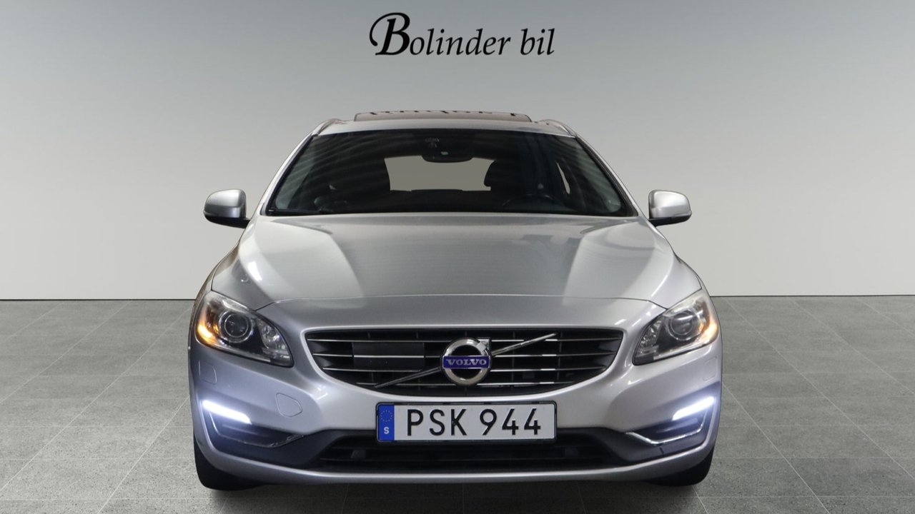 Volvo V60 2015, bild 2/10