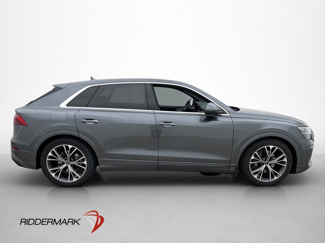 Audi Q8 2024, photo 5/27