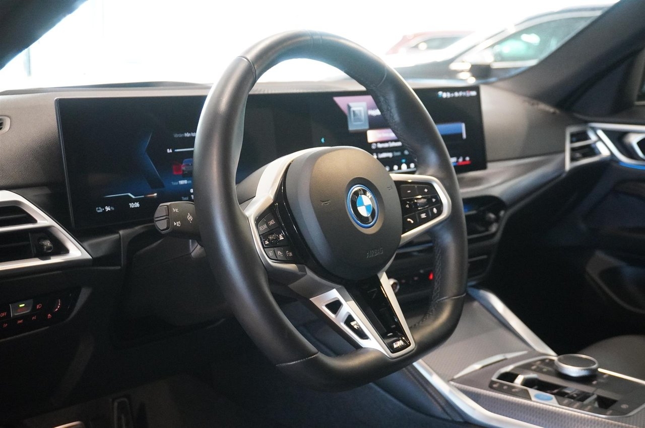 BMW i4 2026, bild 2/14