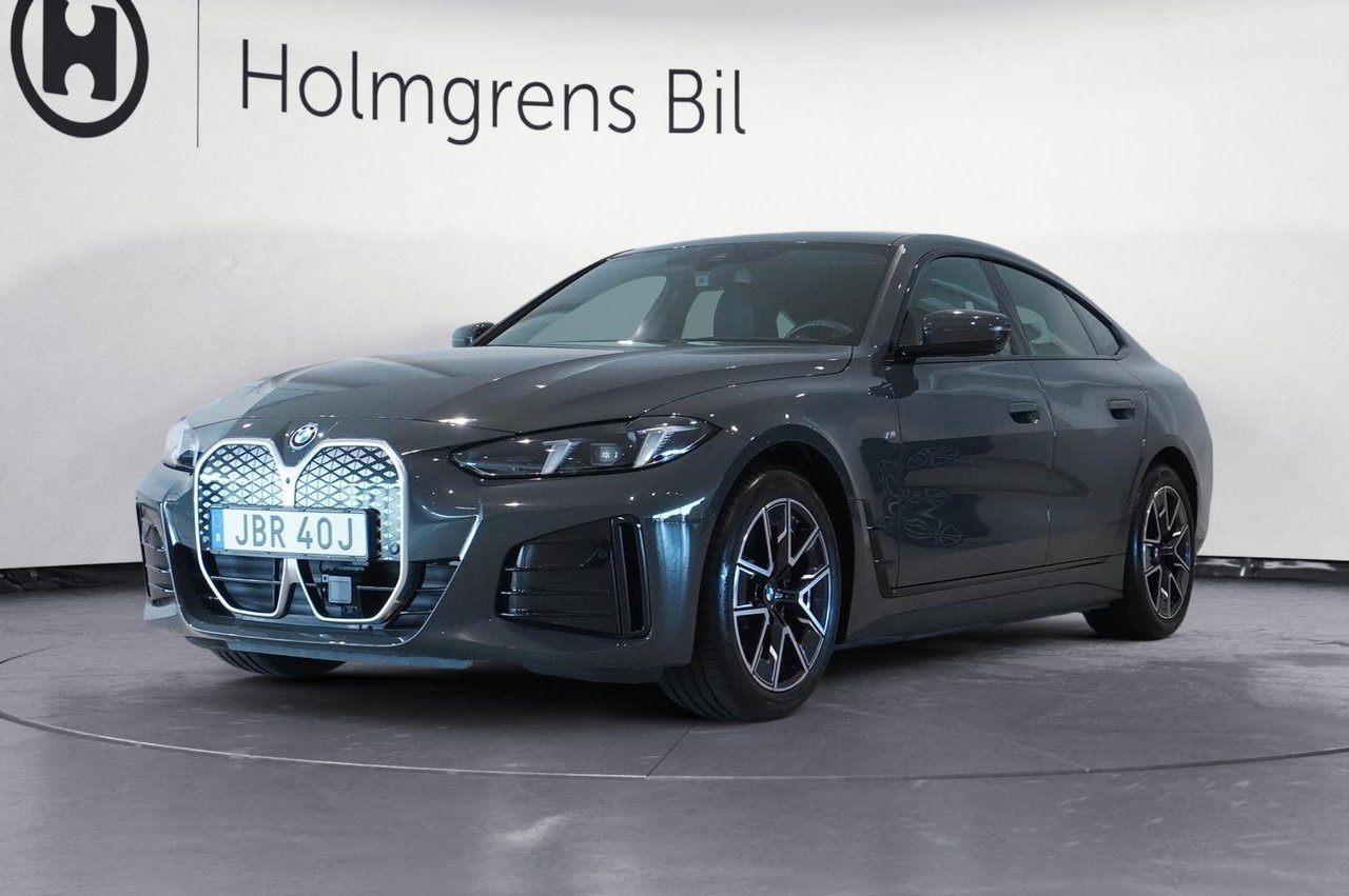 BMW i4 40