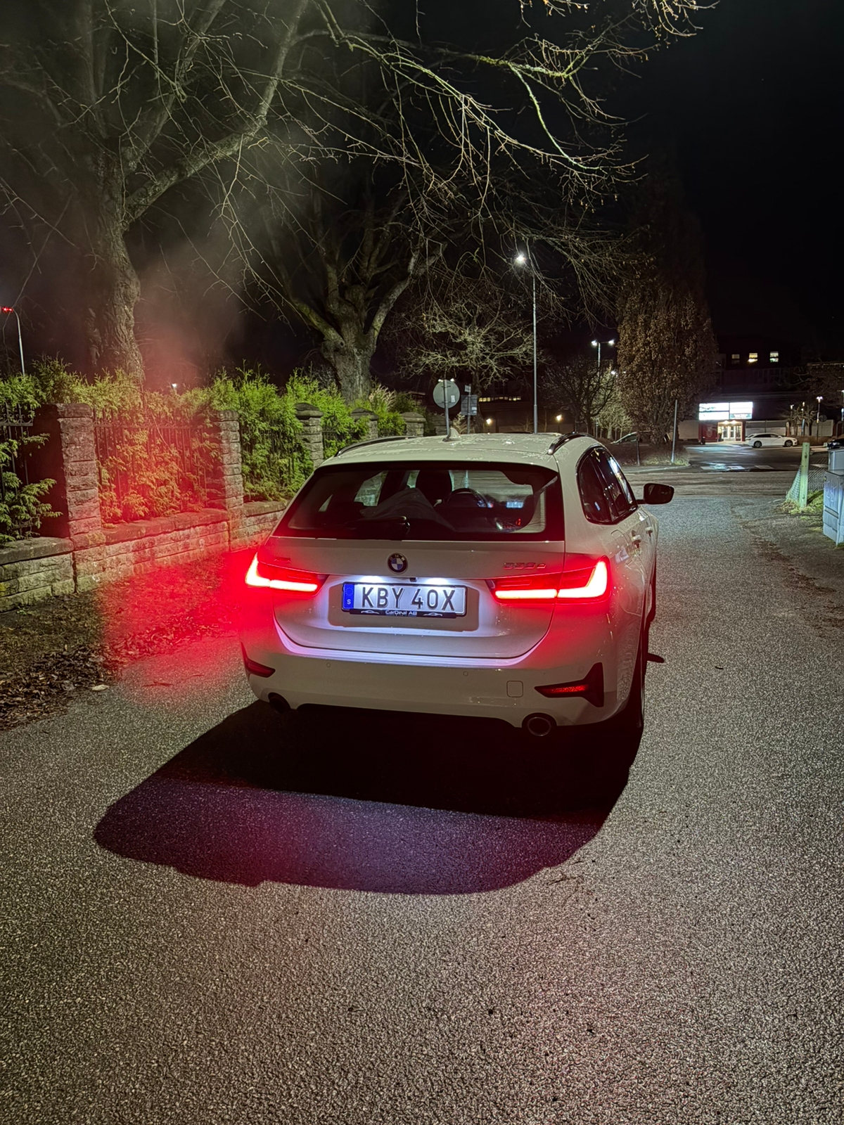 BMW 330 e xDrive Touring Steptronic 2021, photo 4/10