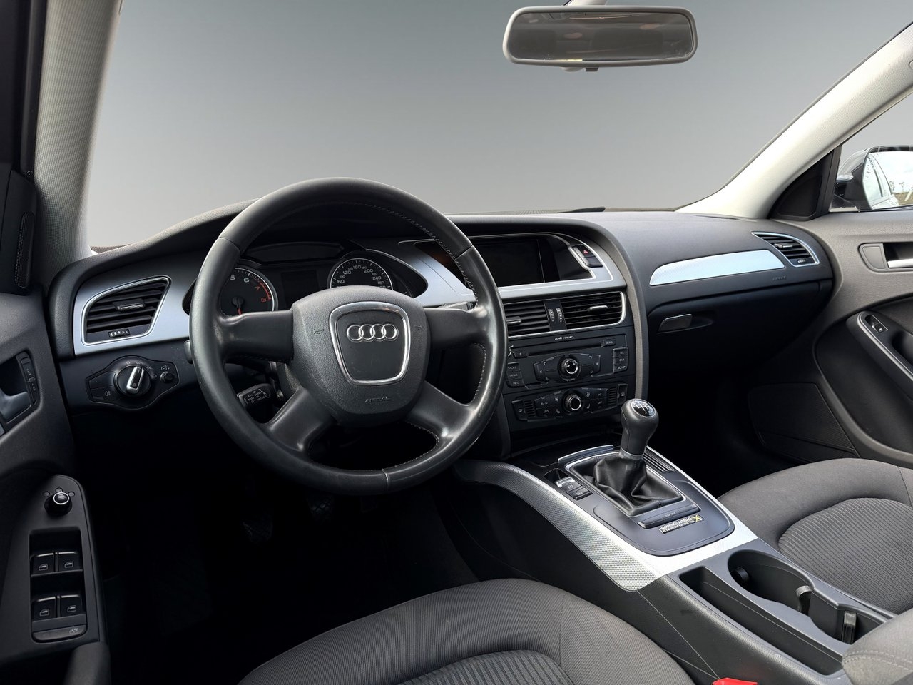 Audi A4 2010, photo 7/9
