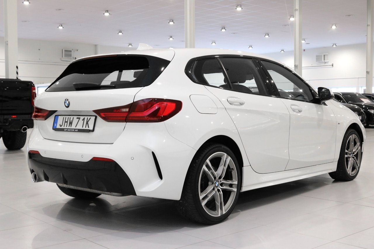 BMW 118 i Steptronic M-Sport / PDC 2022, kuva 3/10