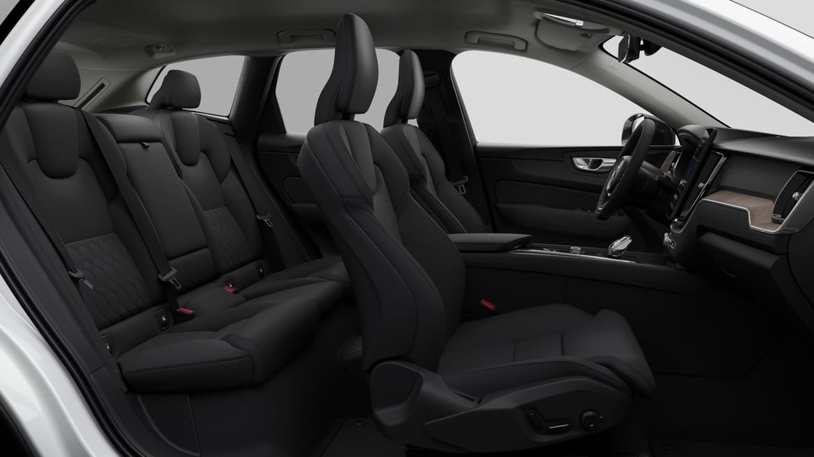 Volvo XC60 T6 Plus Dark Nordic Edition 2026, bild 6/8