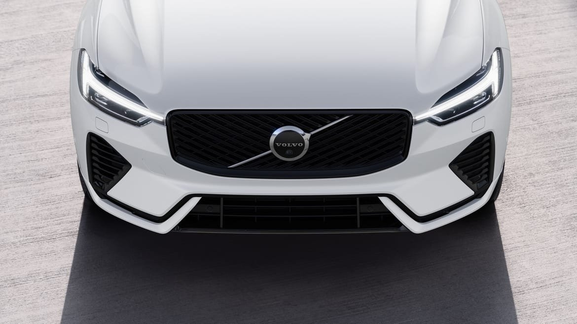 Volvo XC60 T6 Plus Dark Nordic Edition 2026, bild 4/8