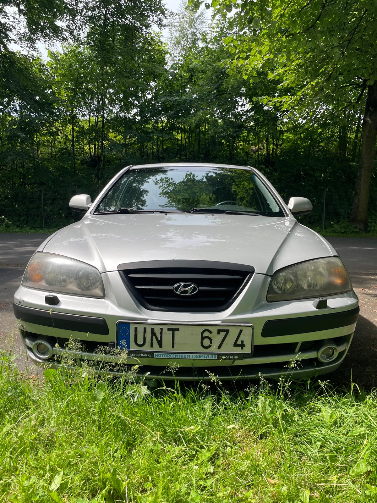 Hyundai Elantra Halvkombi 2.0 Manuell 2004, bild 5/10