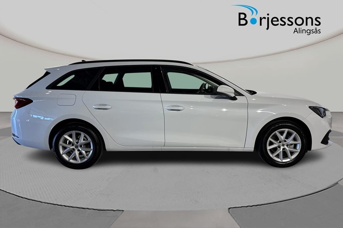 Seat Leon eTSI 115 hk DSG Style 2026, bild 2/8