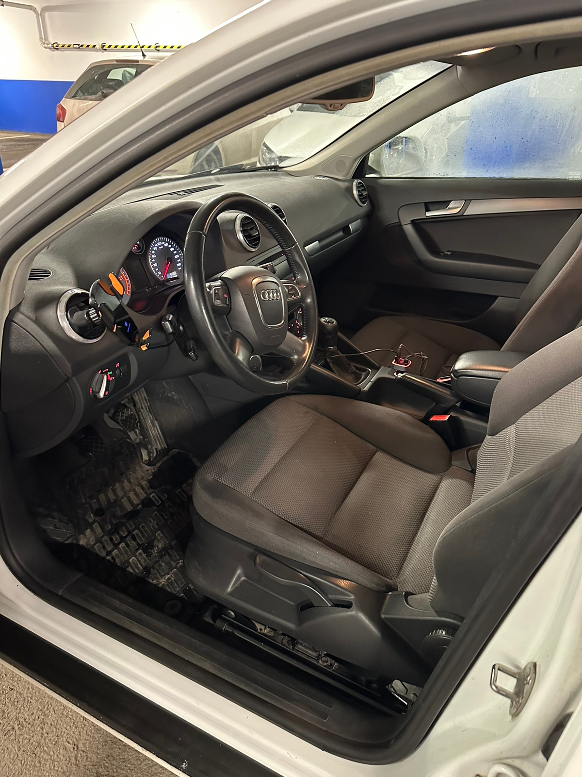Audi A3 Sportback 2.0 TDI Manuell 2013, bild 5/6