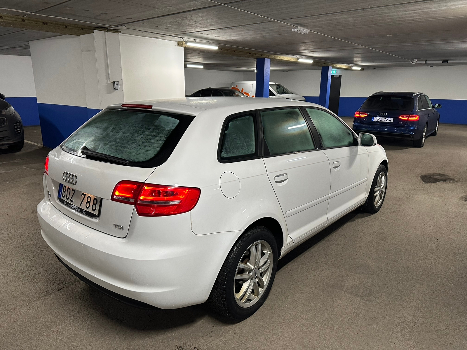 Audi A3 Sportback 2.0 TDI Manuell 2013, bild 4/6