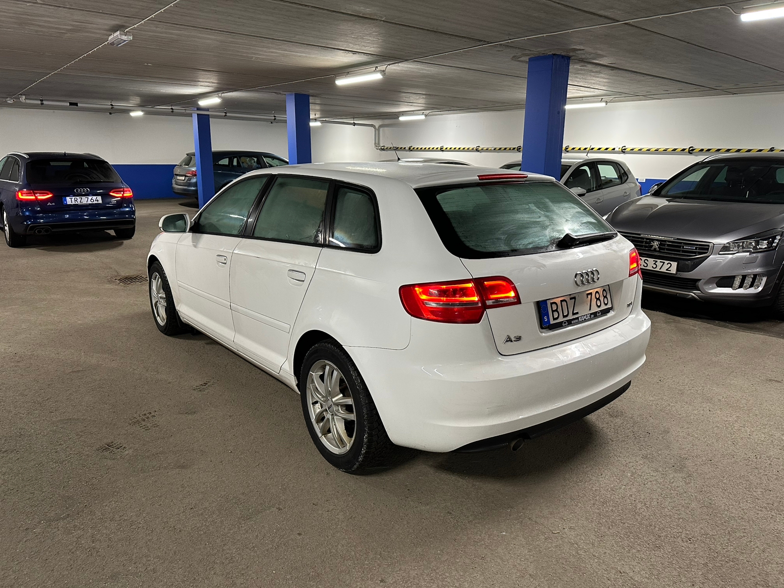 Audi A3 Sportback 2.0 TDI Manuell 2013, bild 2/6