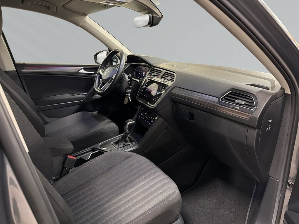 Volkswagen Tiguan Allspace 2023, bild 6/9