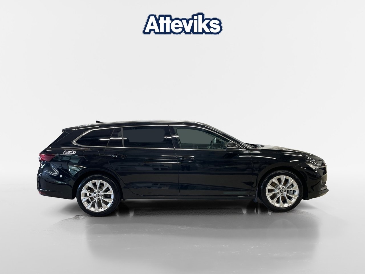 Skoda Superb iV 204hk Backkamera/Drag 2025, bild 2/10