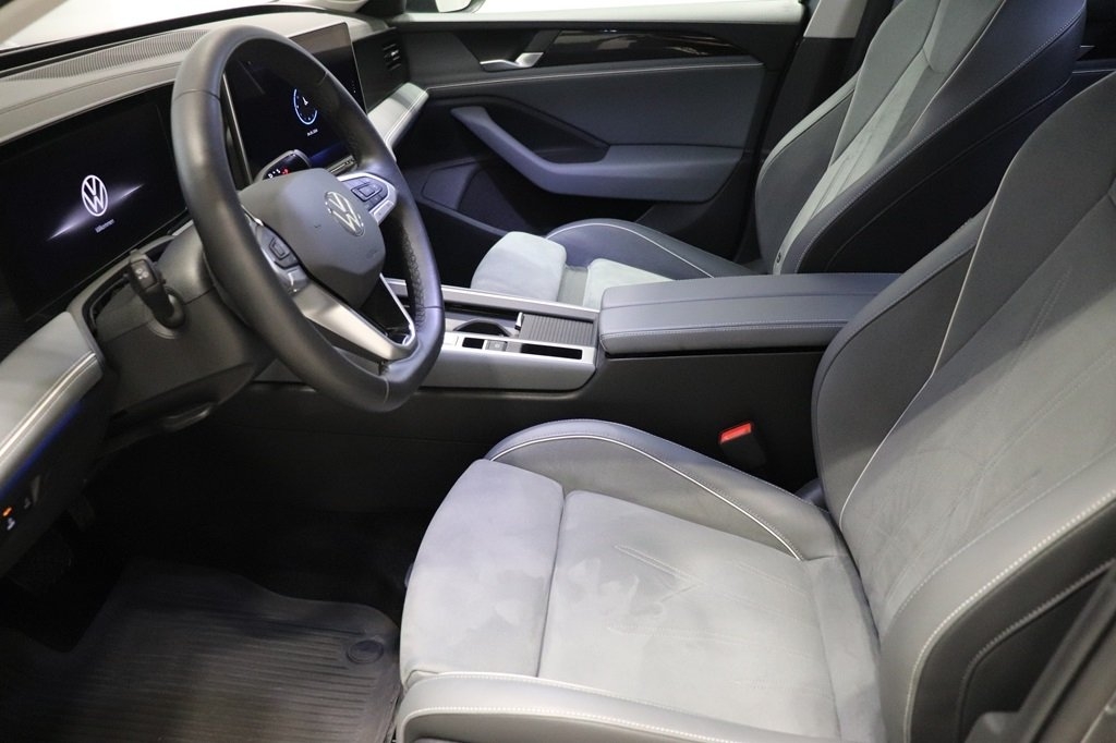Volkswagen Passat 2025, bild 7/10