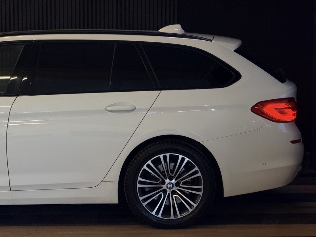 BMW 520 2020, bild 7/10