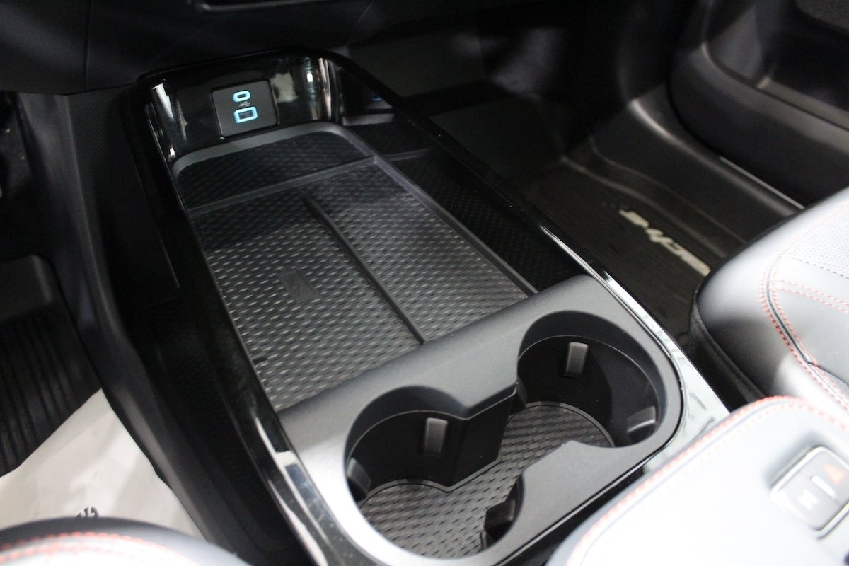 Ford Mustang Mach-E MACH-E AWD SR AUT 2021, bild 6/9