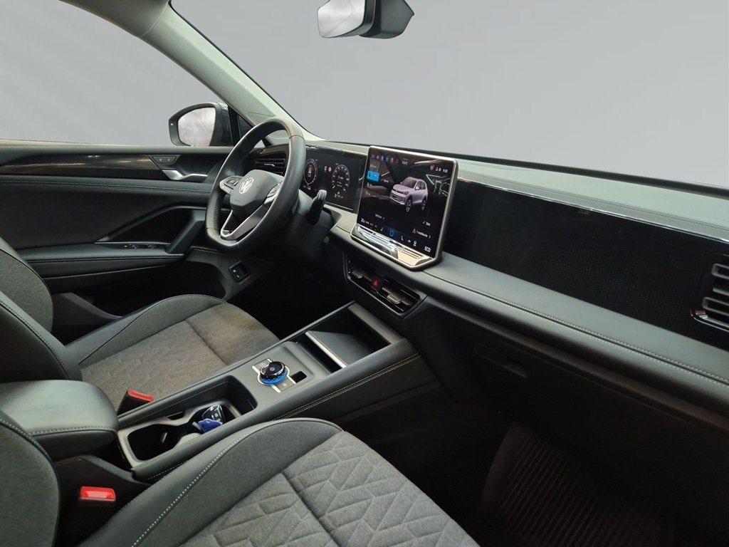 Volkswagen Tiguan 2024, bild 5/8