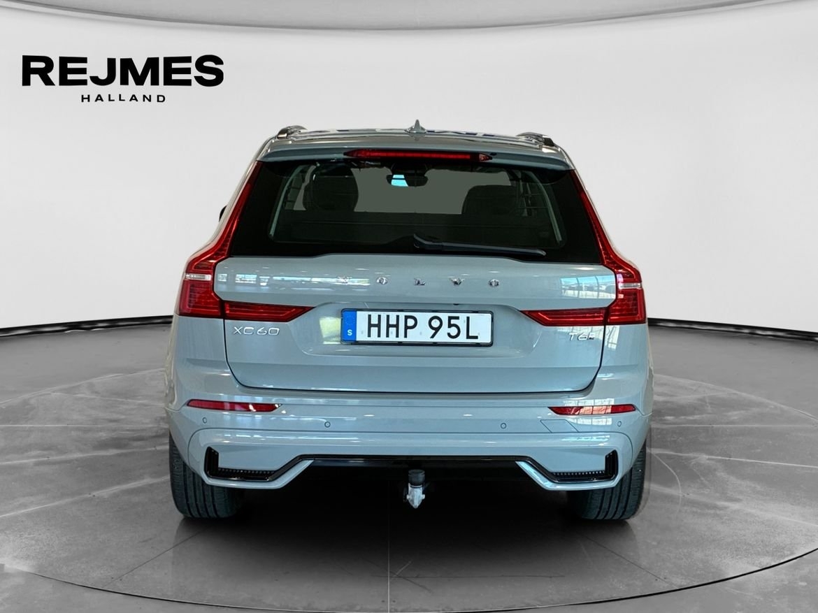 Volvo XC60 T6 Plus Dark Edition 2025, photo 7/10